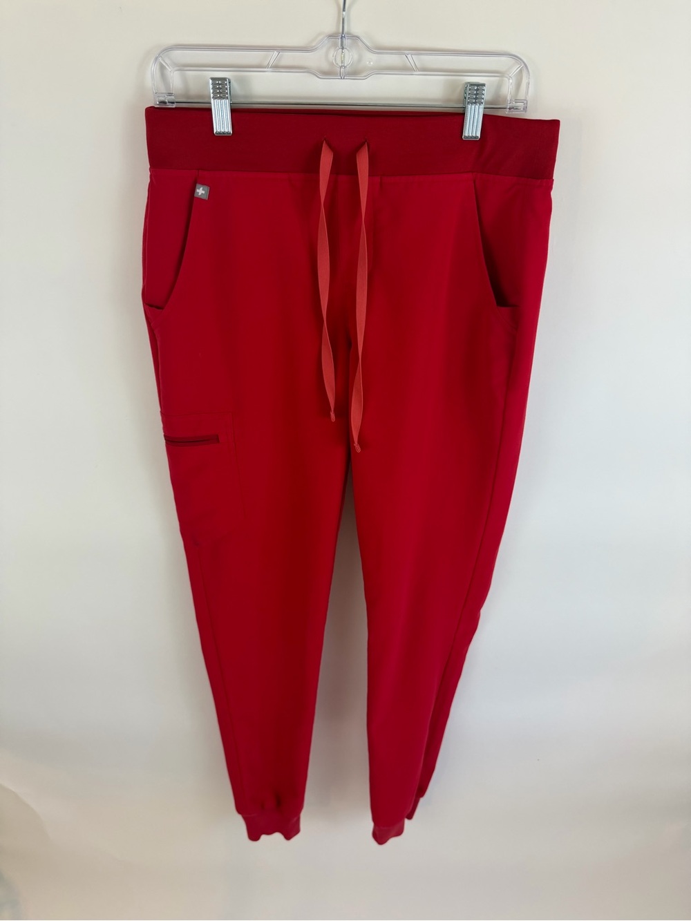 FIGS Technical Collection Red Scrub Set S/T - Picture 9 of 15